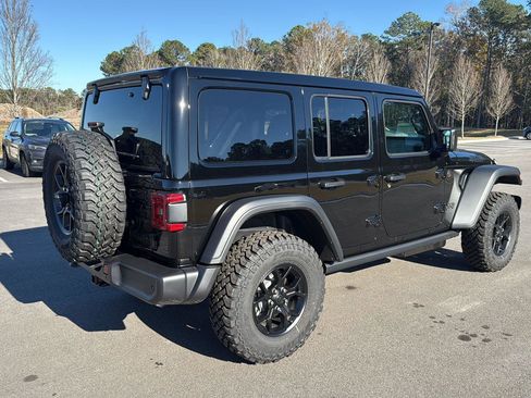New 2026 Jeep Wrangler Willys AWD/4WD image 9
