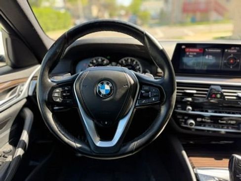 Used 2019 BMW 540i xDrive AWD/4WD image 34