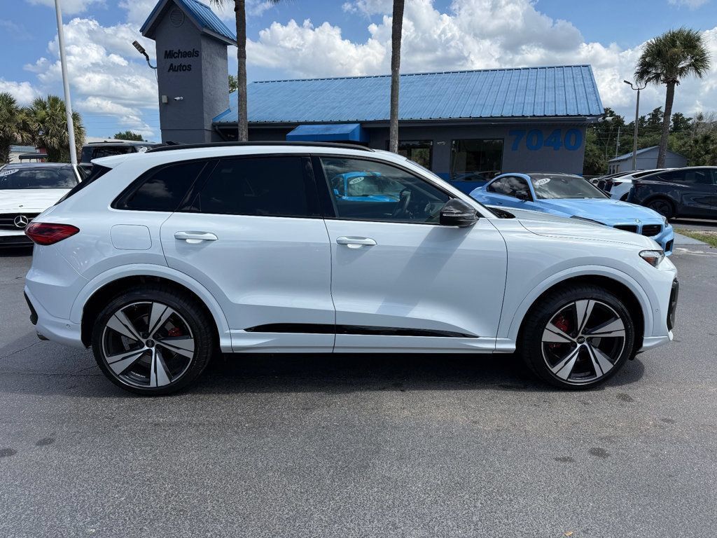 Used 2025 Audi SQ5 Premium Plus AWD/4WD image 4