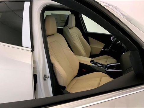 Used 2026 BMW X3 xDrive30 w/ Premium Package image 7