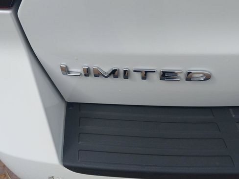 Used 2023 Ford Expedition Max Limited image 8