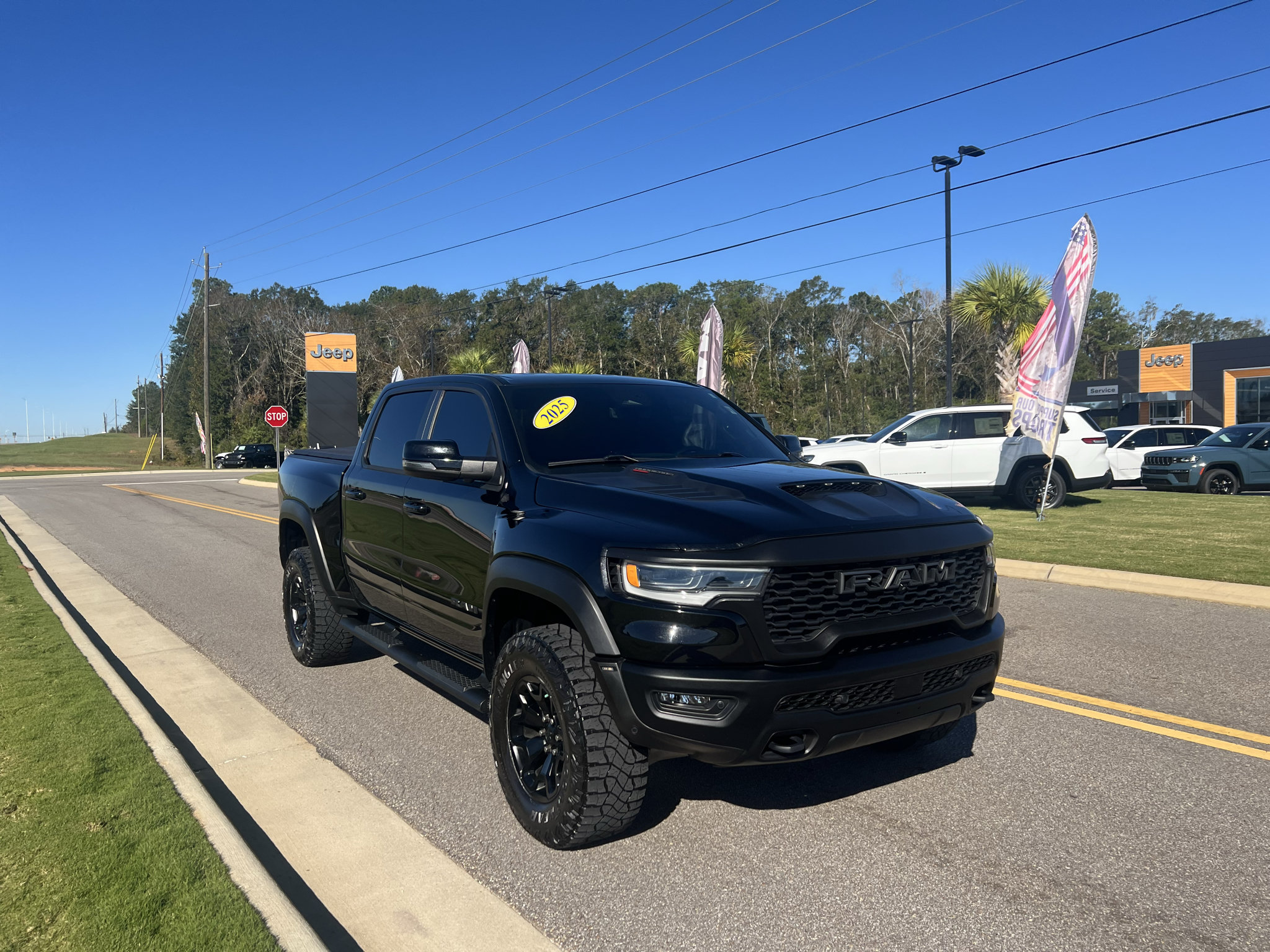Used 2025 RAM 1500 RHO w/ RHO Level 1 Equipment Group AWD/4WD image 1