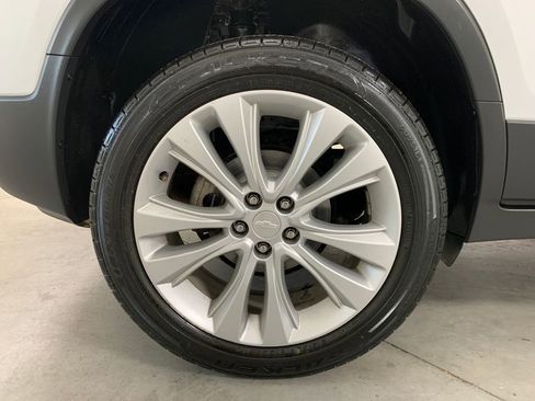 Used 2020 Chevrolet Trax Premier image 26