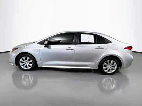 Used 2021 Toyota Corolla LE FWD image 9