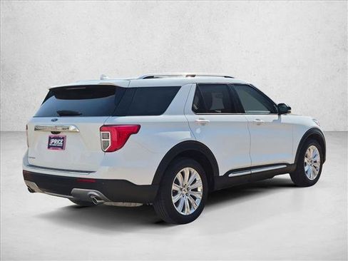 Used 2023 Ford Explorer Limited w/ Limited Technology Package RWD image 5
