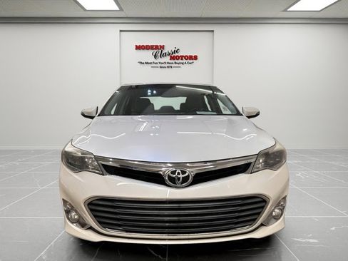 Used 2014 Toyota Avalon Limited image 2
