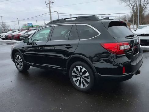 Used 2017 Subaru Outback 2.5i Limited image 6
