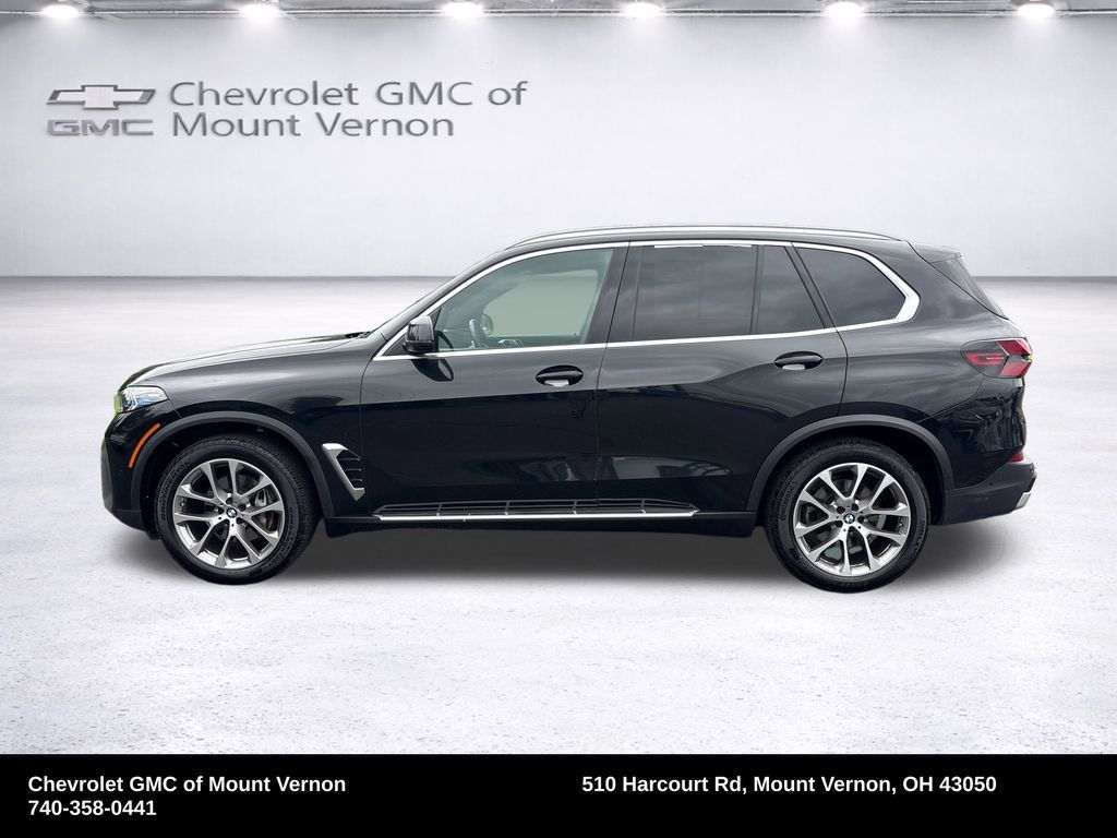 Used 2026 BMW X5 xDrive40i AWD/4WD image 2