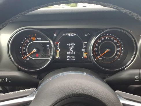 Certified 2022 Jeep Wrangler Unlimited Sahara w/ Cold Weather Group AWD/4WD image 30