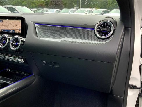 New 2026 Mercedes-Benz GLA 250 4MATIC image 10