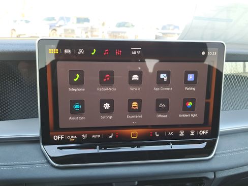 New 2026 Volkswagen Tiguan SE R-Line AWD/4WD image 22