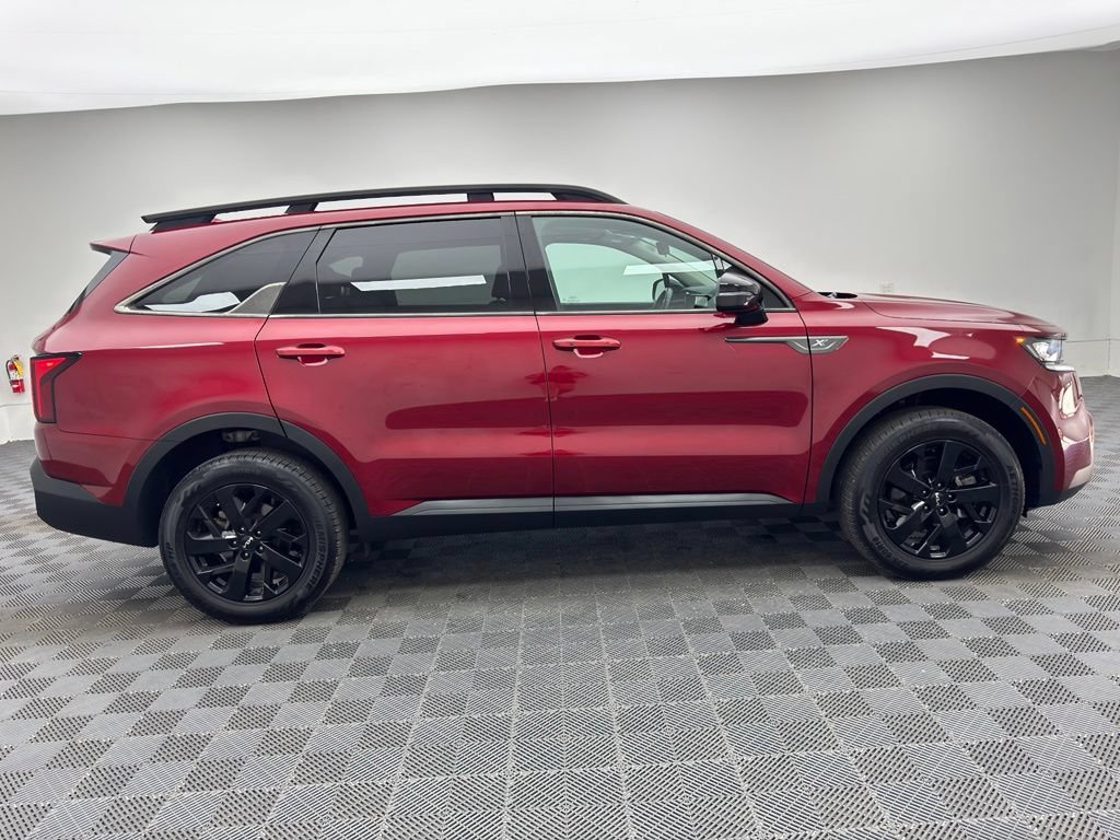 Used 2022 Kia Sorento S w/ Panoramic Sunroof Package AWD/4WD image 7