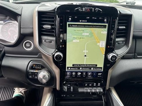 Used 2019 RAM 1500 Laramie AWD/4WD image 26