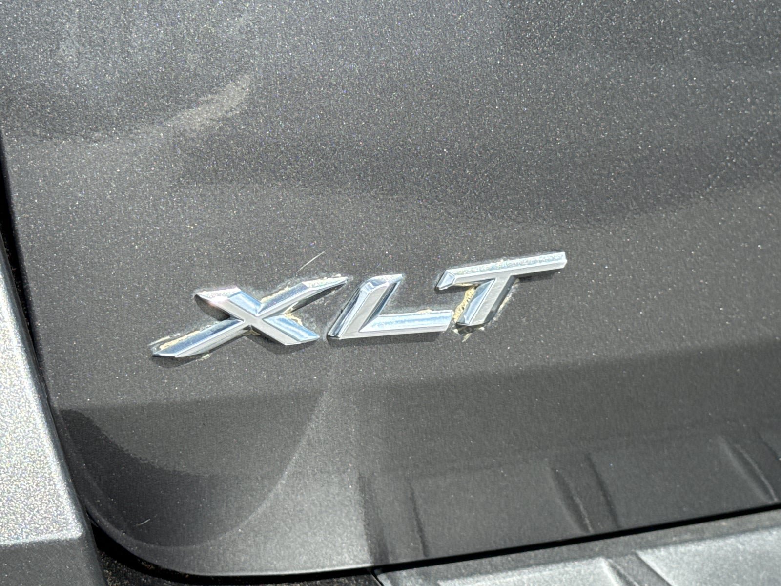 Used 2020 Ford Explorer XLT w/ Equipment Group 202A RWD image 11