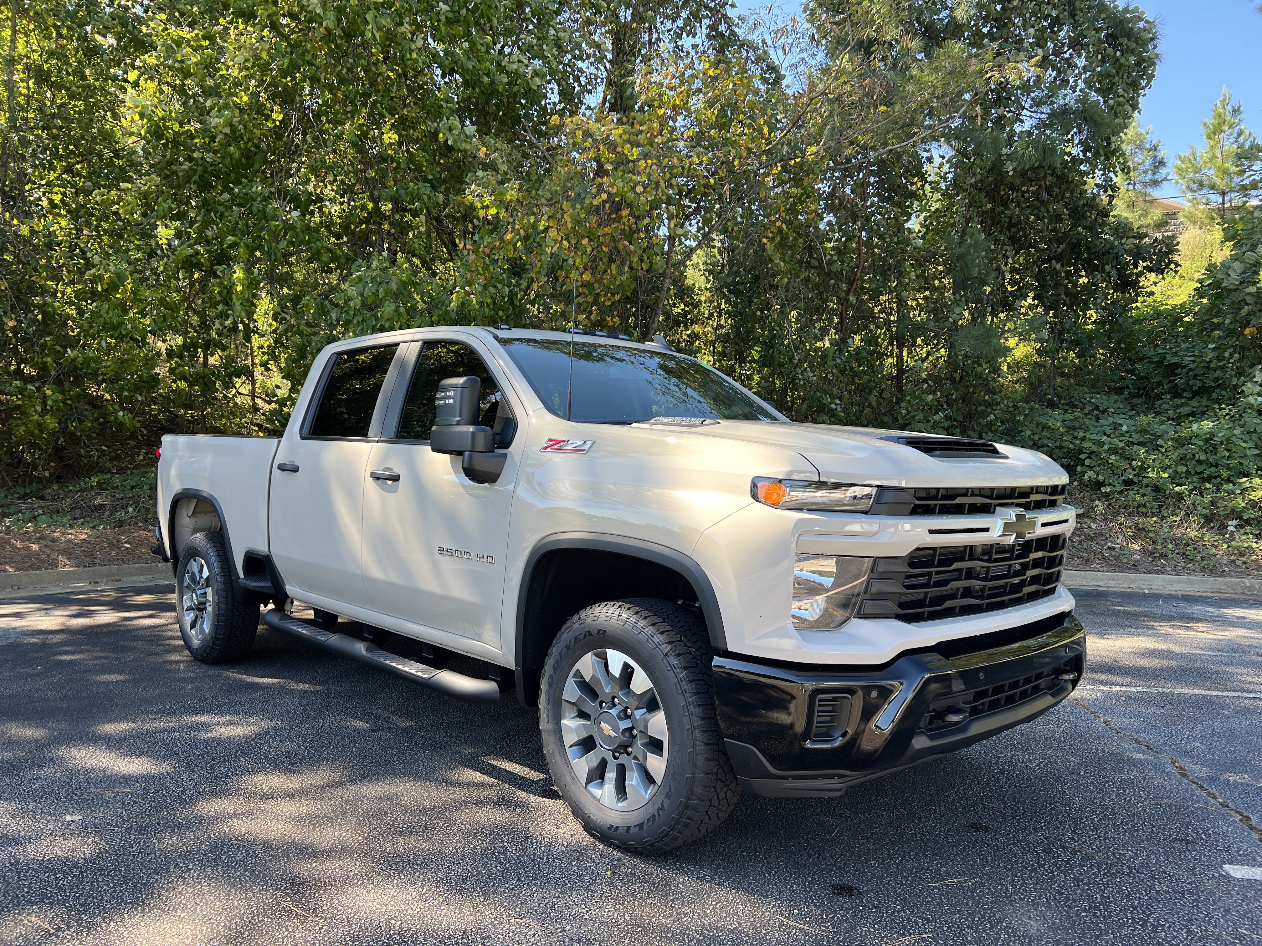 New 2026 Chevrolet Silverado 2500 Custom w/ Custom Value Package AWD/4WD image 2