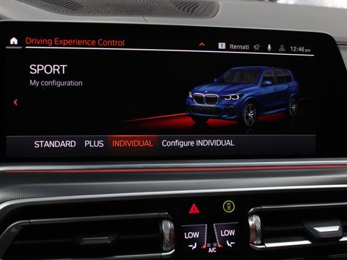 Used 2022 BMW X5 xDrive40i w/ M Sport Package AWD/4WD image 66