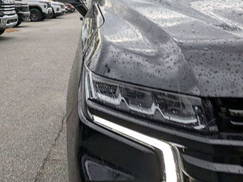 Used 2022 Chevrolet Tahoe RST w/ Sport Performance Package image 11