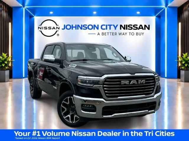 Used 2025 RAM 1500 Laramie AWD/4WD image 1