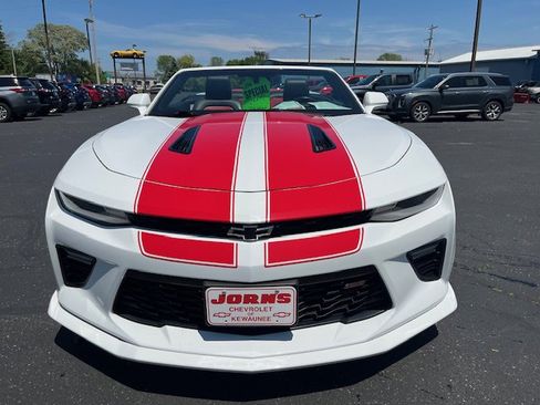 Used 2016 Chevrolet Camaro SS image 3