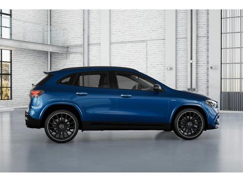 New 2024 Mercedes-Benz GLA 35 AMG 4MATIC image 17