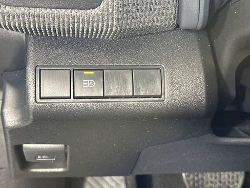 Used 2024 Subaru Solterra Premium image 19