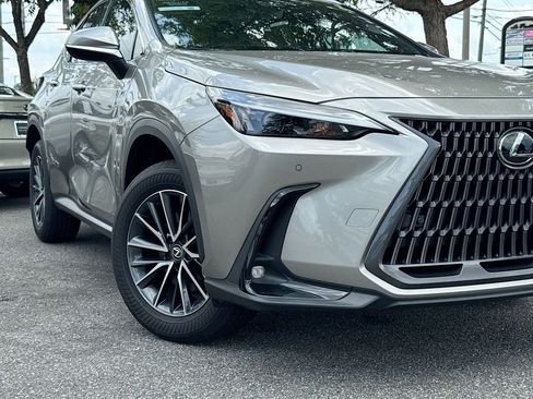 Used 2025 Lexus NX 250 FWD w/ Accessory Package (Z1) image 10