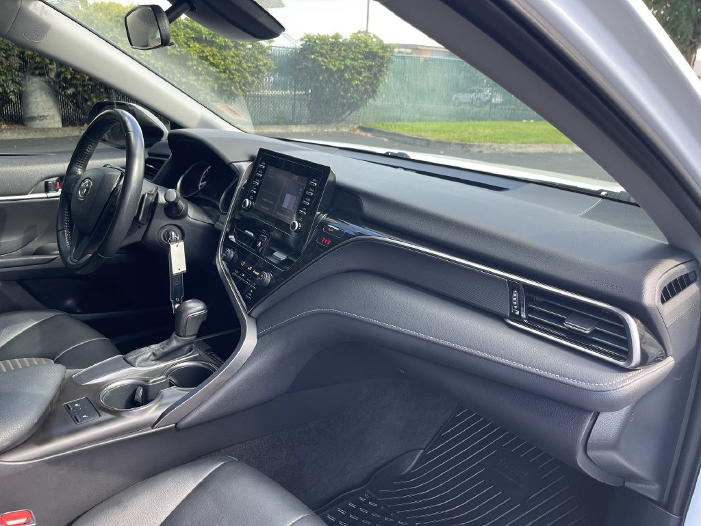 Used 2021 Toyota Camry SE FWD image 25
