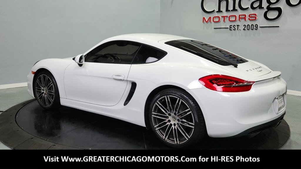 Used 2016 Porsche Cayman RWD image 8