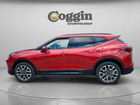 Used 2024 Chevrolet Blazer RS w/ Driver Confidence II Package FWD image 2