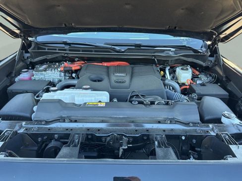 Certified 2025 Toyota Sequoia Limited image 34