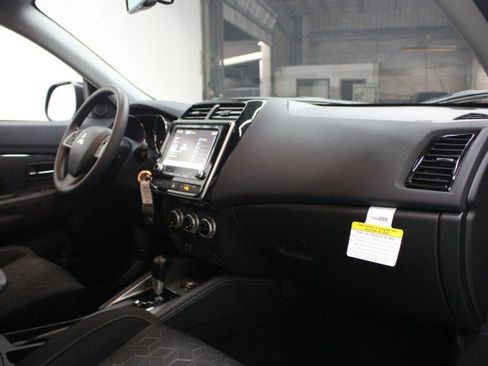 New 2026 Mitsubishi Outlander Sport ES image 17