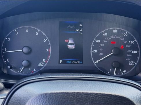 Used 2024 Toyota Corolla LE FWD image 11