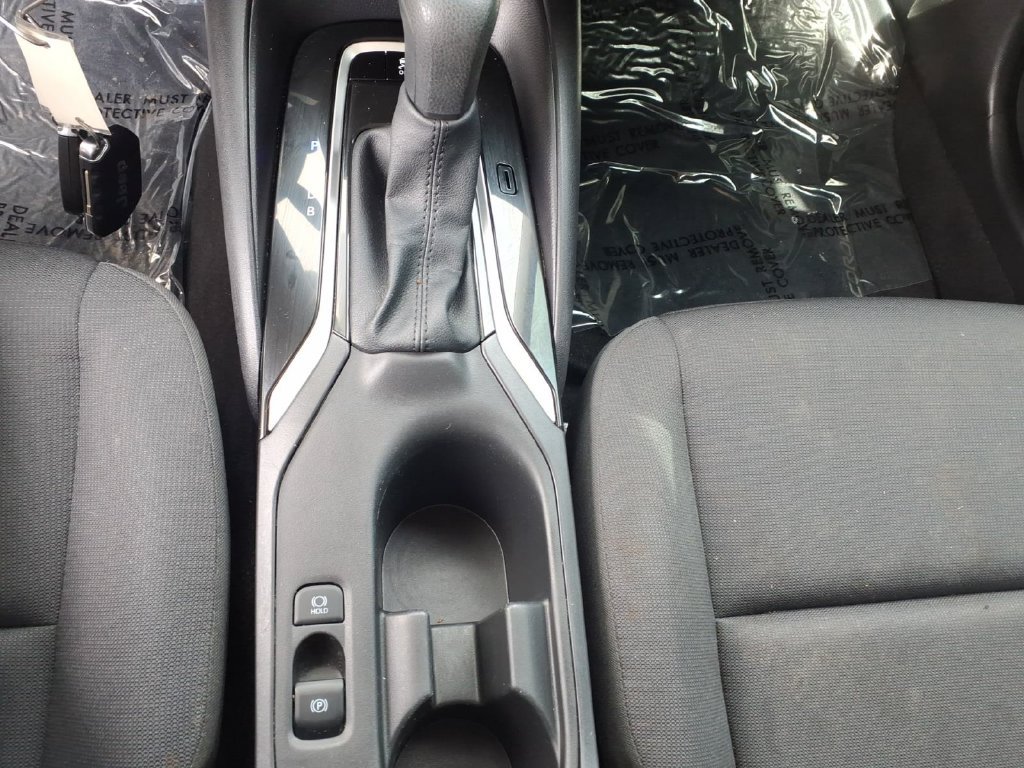 Used 2025 Toyota Corolla LE FWD image 11