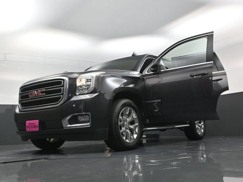 Used 2017 GMC Yukon SLE w/ SLE Value Package RWD image 29