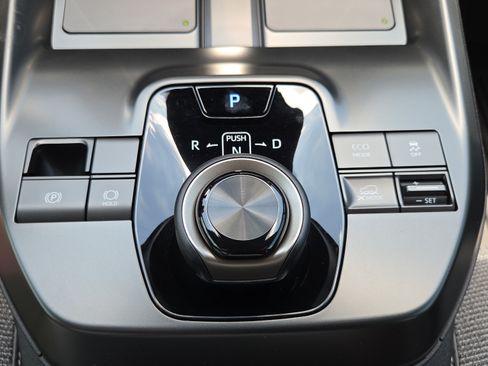 Certified 2026 Toyota bZ AWD/4WD image 25