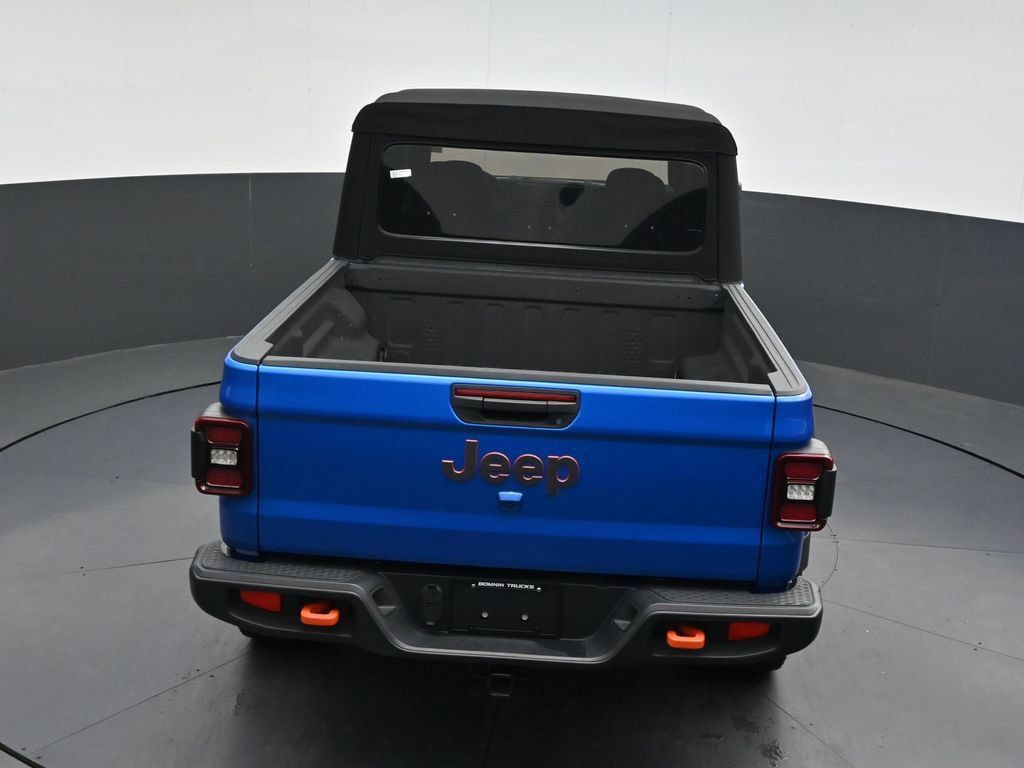Used 2024 Jeep Gladiator Mojave AWD/4WD image 19