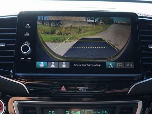 New 2026 Honda Ridgeline Black Edition image 12