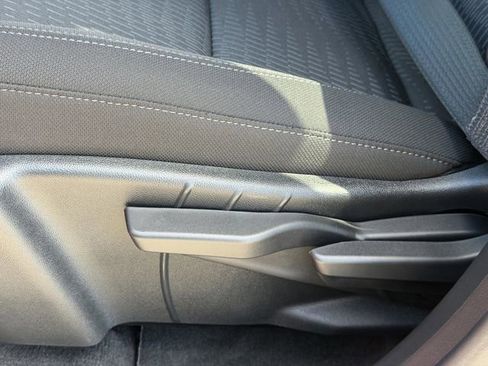 New 2026 Chevrolet Equinox LT w/ Safety and Technology Package FWD image 19