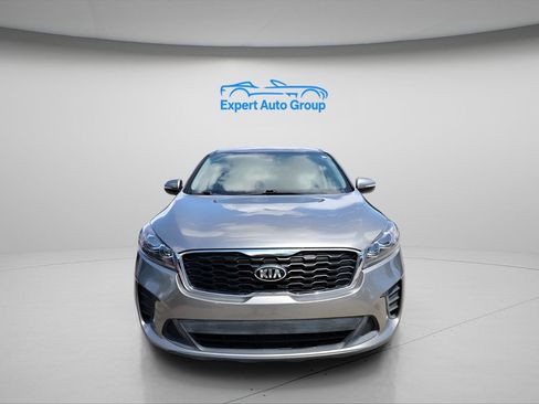 Used 2019 Kia Sorento FWD image 8