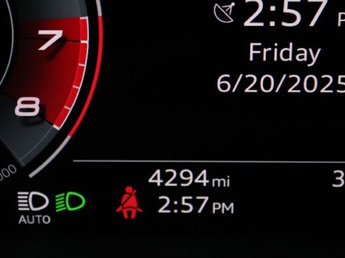 Used 2024 Audi SQ8 Prestige w/ Prestige Package image 36