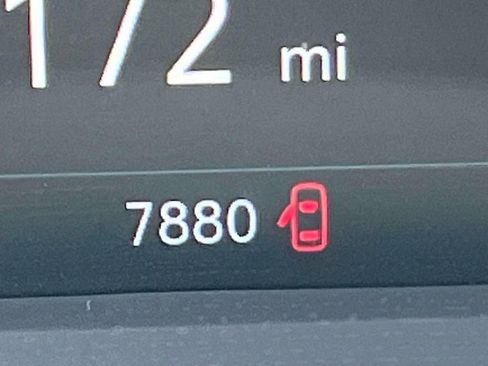 Used 2024 Cadillac XT6 Luxury image 26