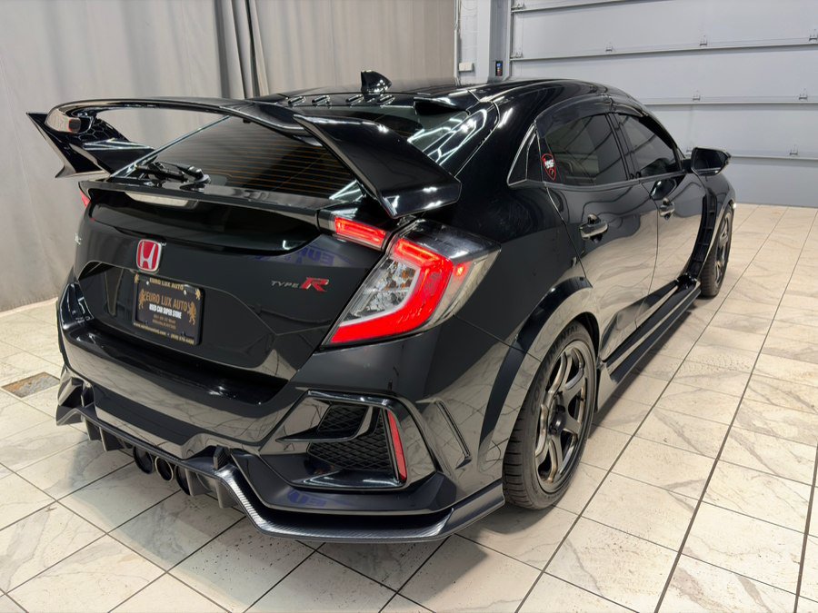 Used 2021 Honda Civic Type R image 8