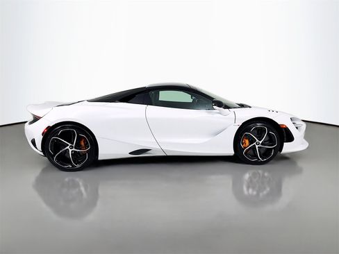 New 2026 McLaren 750S Spider image 8