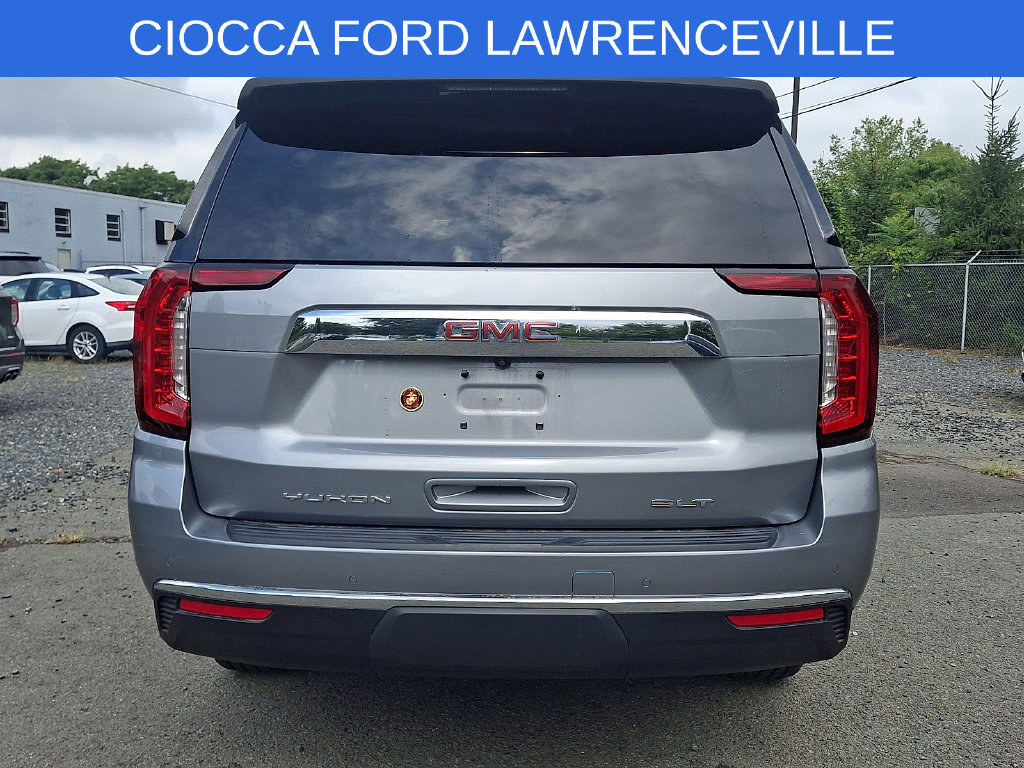 Used 2023 GMC Yukon XL SLT AWD/4WD image 8