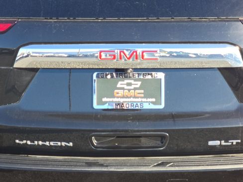 Used 2024 GMC Yukon SLT image 50