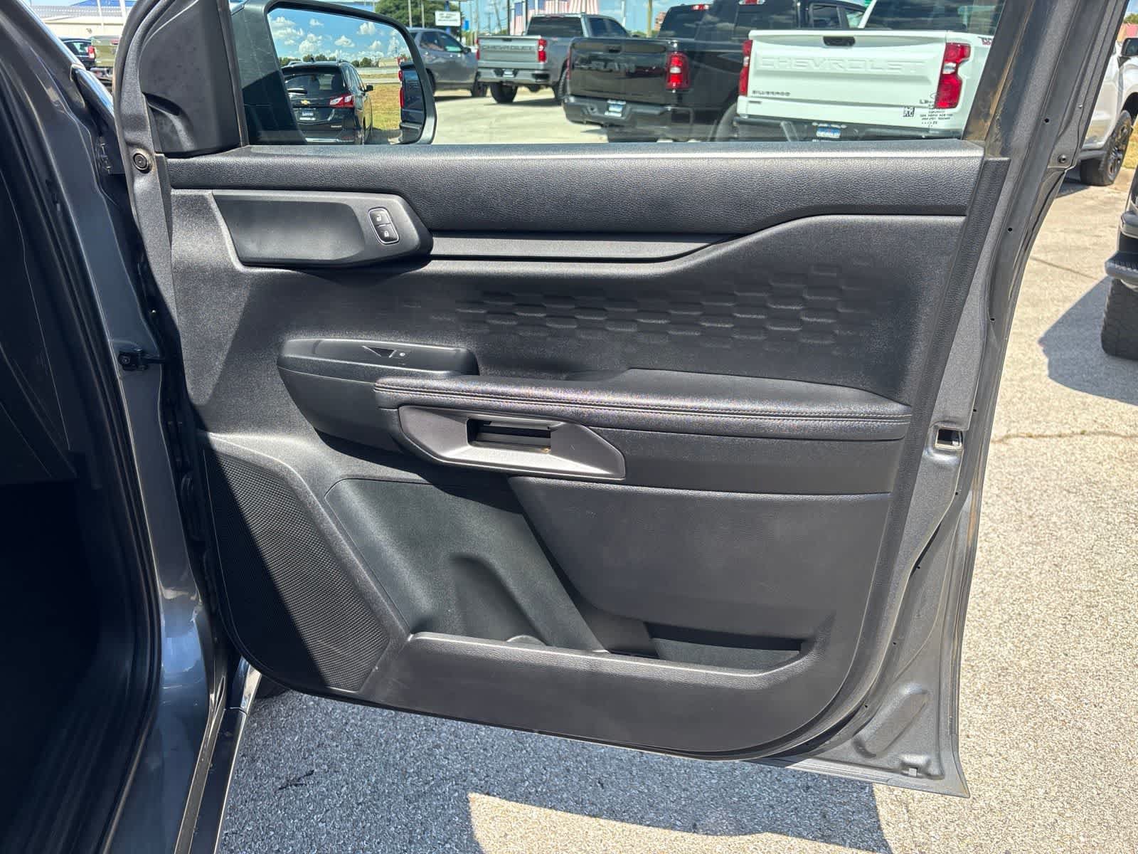 Used 2025 Ford Ranger XLT w/ Convenience Package RWD image 8