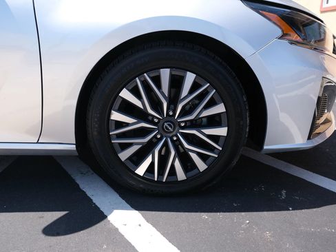 Used 2023 Nissan Altima 2.5 SV image 20