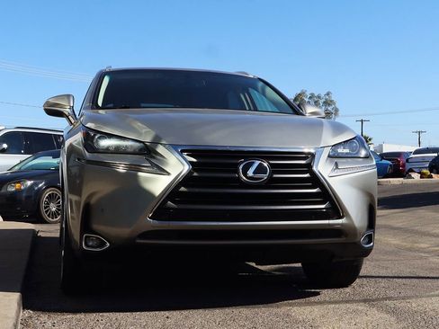 Used 2017 Lexus NX 200t FWD w/ Premium Package image 18