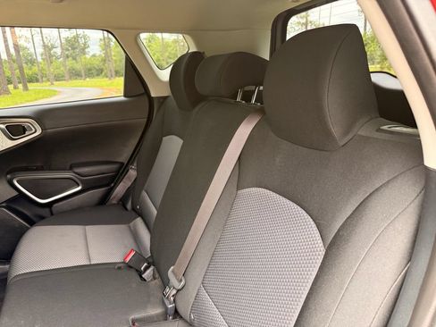 Used 2022 Kia Soul X-Line FWD image 25