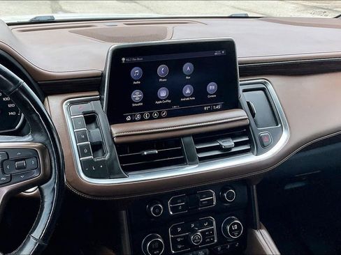 Used 2021 Chevrolet Tahoe High Country w/ Premium Package RWD image 9